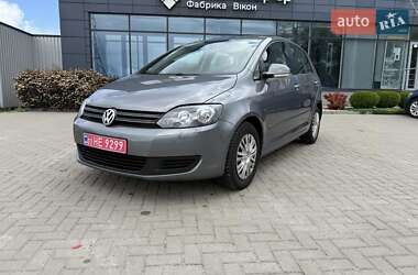 Хэтчбек Volkswagen Golf Plus 2011 в 