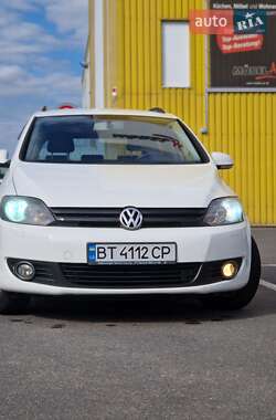 Хэтчбек Volkswagen Golf Plus 2011 в 