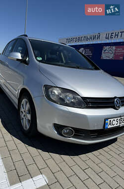 Хетчбек Volkswagen Golf Plus 2009 в 