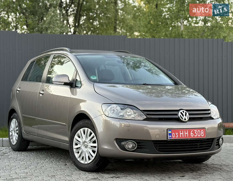 Хэтчбек Volkswagen Golf Plus 2010 в Львове