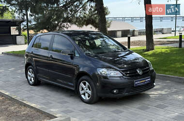 Хэтчбек Volkswagen Golf Plus 2008 в Днепре