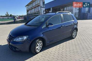 Хэтчбек Volkswagen Golf Plus 2008 в 