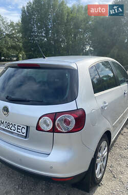 Хэтчбек Volkswagen Golf Plus 2006 в 