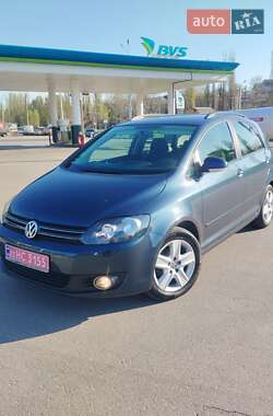 Хэтчбек Volkswagen Golf Plus 2009 в 
