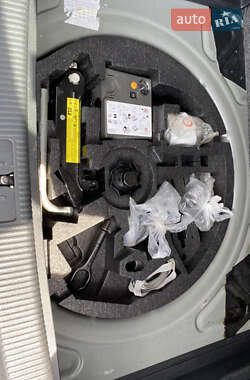 Хэтчбек Volkswagen Golf Plus 2009 в 