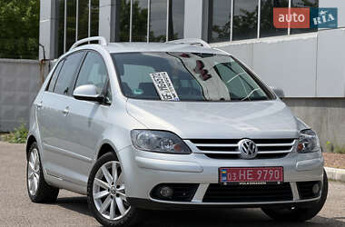 Хэтчбек Volkswagen Golf Plus 2009 в 
