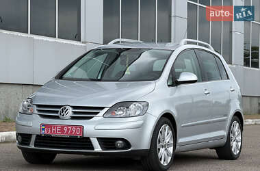 Хэтчбек Volkswagen Golf Plus 2009 в 