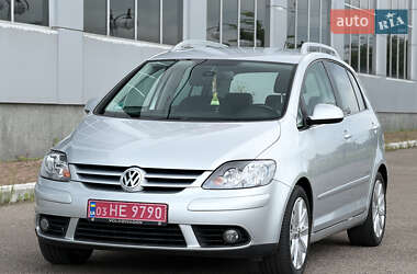 Хэтчбек Volkswagen Golf Plus 2009 в 