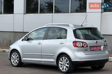 Хэтчбек Volkswagen Golf Plus 2009 в 