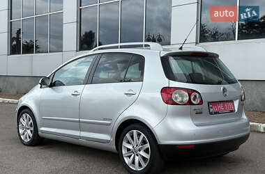 Хэтчбек Volkswagen Golf Plus 2009 в 