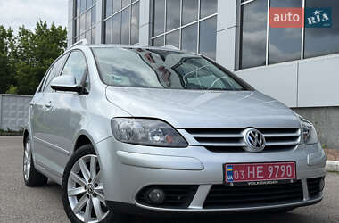 Хэтчбек Volkswagen Golf Plus 2009 в 