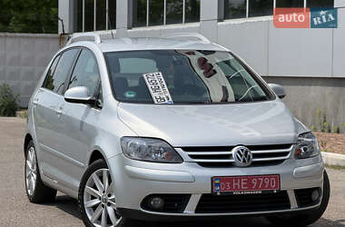Хэтчбек Volkswagen Golf Plus 2009 в 