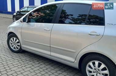 Хэтчбек Volkswagen Golf Plus 2008 в 