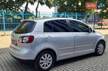 Хэтчбек Volkswagen Golf Plus 2008 в 