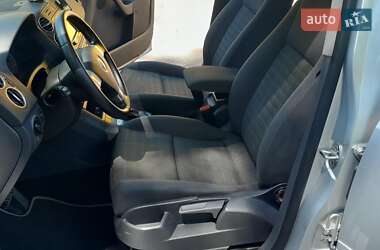 Хэтчбек Volkswagen Golf Plus 2008 в 