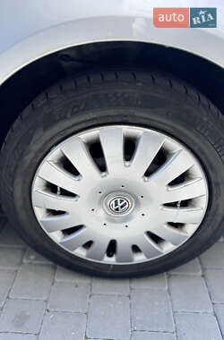 Хэтчбек Volkswagen Golf Plus 2006 в 