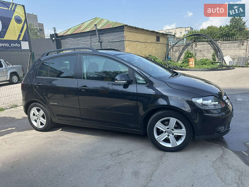 Хетчбек Volkswagen Golf Plus 2009 в Ніжині