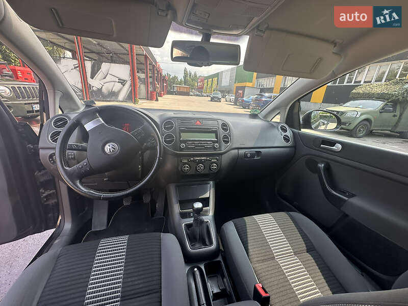 Хетчбек Volkswagen Golf Plus 2009 в Ніжині