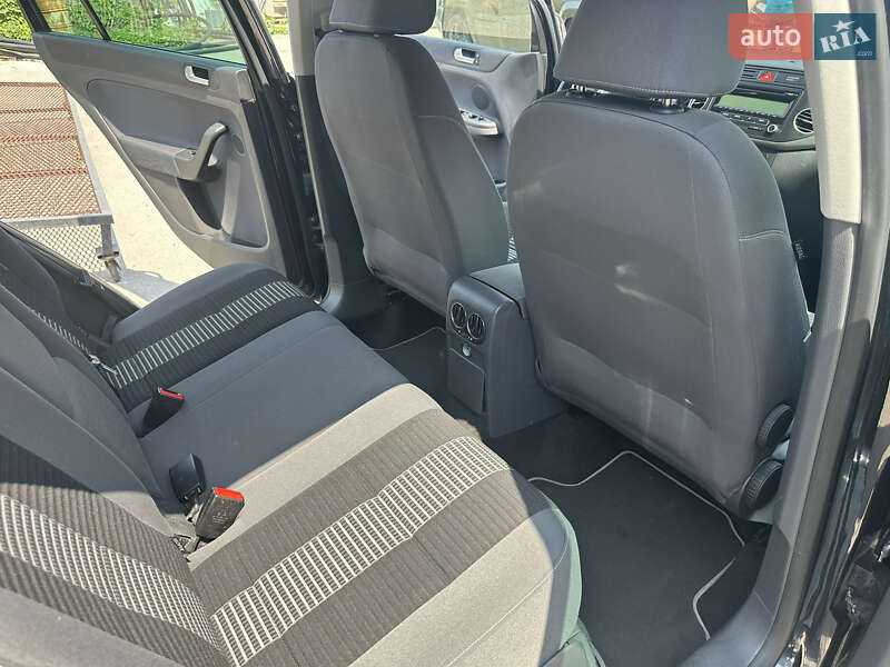 Хетчбек Volkswagen Golf Plus 2009 в Ніжині