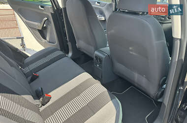 Хэтчбек Volkswagen Golf Plus 2009 в 