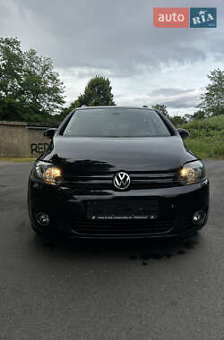 Хэтчбек Volkswagen Golf Plus 2010 в 