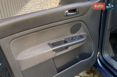 Хэтчбек Volkswagen Golf Plus 2005 в 