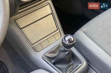 Хэтчбек Volkswagen Golf Plus 2005 в 