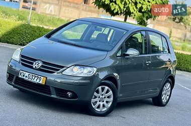 Хэтчбек Volkswagen Golf Plus 2007 в 