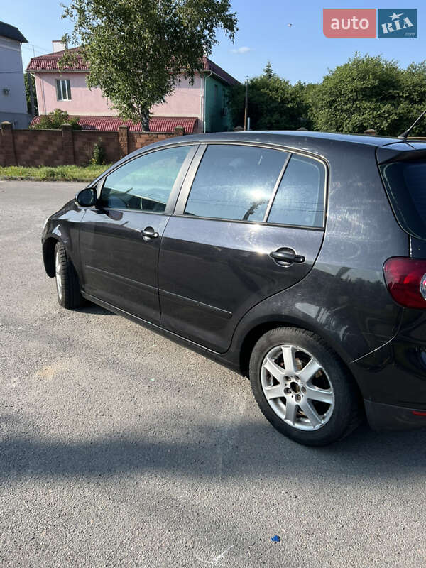 Хетчбек Volkswagen Golf Plus 2007 в Рівному