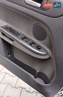 Хэтчбек Volkswagen Golf Plus 2008 в 