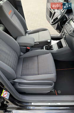 Хэтчбек Volkswagen Golf Plus 2006 в 