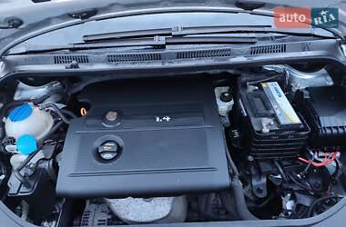Хэтчбек Volkswagen Golf Plus 2005 в 