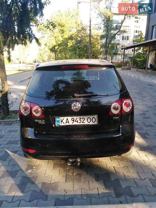 Хэтчбек Volkswagen Golf Plus 2011 в Киеве