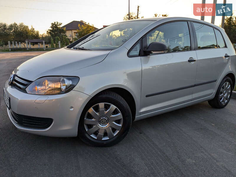 Хетчбек Volkswagen Golf Plus 2010 в Дрогобичі