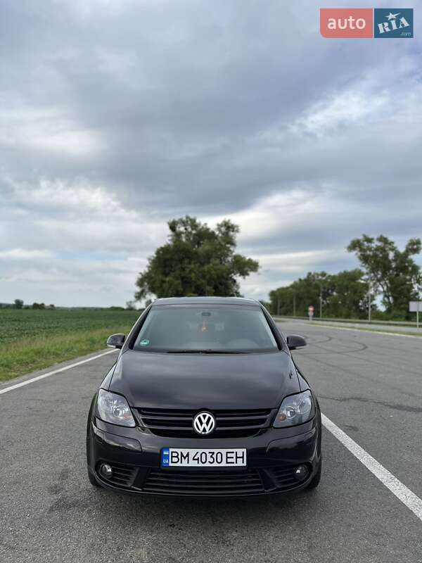 Хетчбек Volkswagen Golf Plus 2006 в Ромнах