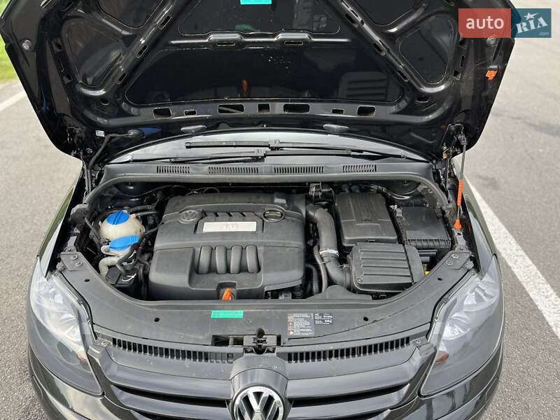 Хетчбек Volkswagen Golf Plus 2006 в Ромнах