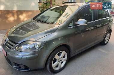 Хэтчбек Volkswagen Golf Plus 2009 в Киеве