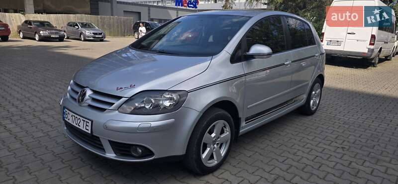 Хэтчбек Volkswagen Golf Plus 2006 в Черновцах