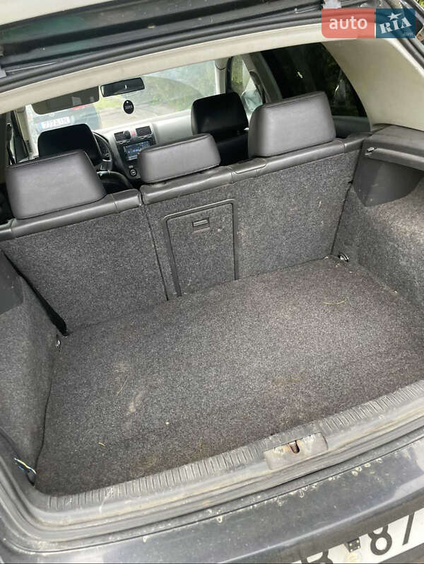 Хэтчбек Volkswagen Golf Plus 2006 в Костополе