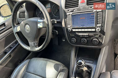Хэтчбек Volkswagen Golf Plus 2006 в 