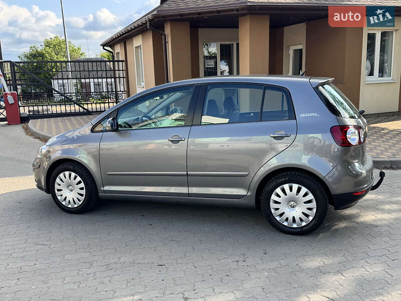 Хэтчбек Volkswagen Golf Plus 2008 в Великой Багачке