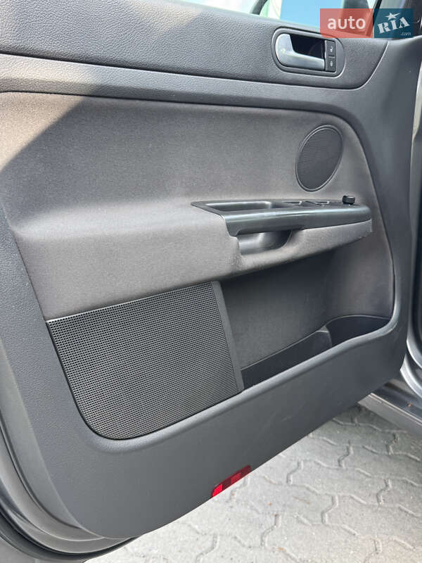 Хэтчбек Volkswagen Golf Plus 2008 в Великой Багачке