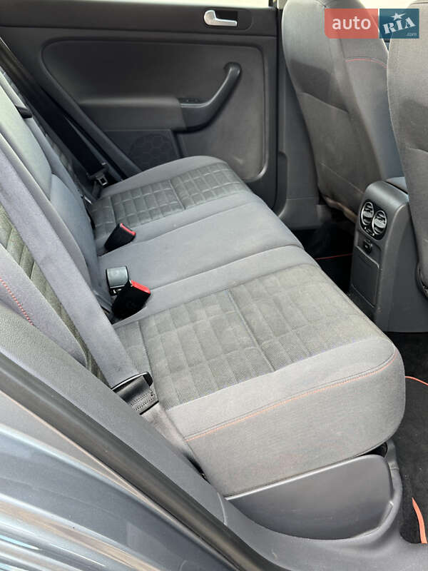 Хэтчбек Volkswagen Golf Plus 2008 в Великой Багачке