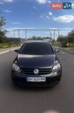 Хэтчбек Volkswagen Golf Plus 2005 в Подольске