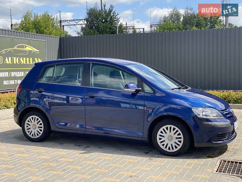 Хэтчбек Volkswagen Golf Plus 2006 в 