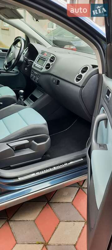 Хэтчбек Volkswagen Golf Plus 2008 в Луцке