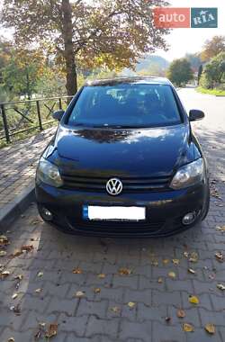 Хетчбек Volkswagen Golf Plus 2011 в Косові