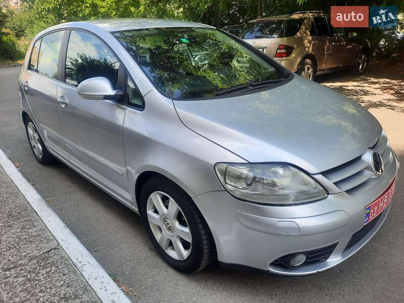 Хетчбек Volkswagen Golf Plus 2008 в Києві