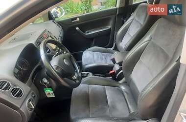 Хэтчбек Volkswagen Golf Plus 2008 в 