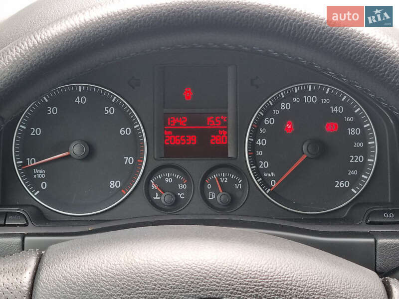 Хэтчбек Volkswagen Golf Plus 2005 в Львове